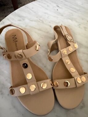 Neiman Marcus Beige T-Strap Sandals with Gold Studs
